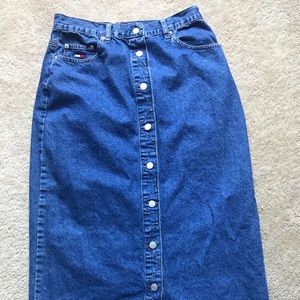Tommy Hilfiger skirt